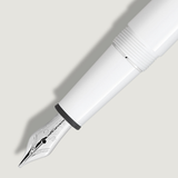 Montblanc Meisterstuck Classique Fountain Pen 137120