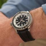Breitling Superocean 42mm Automatic A17375211B1S1