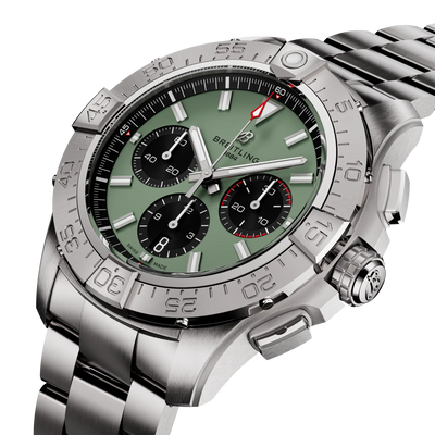 Breitling Avenger B01 Chronograph 44mm Automatic AB0147101L1A1