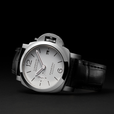 Panerai Luminor Quaranta 40mm Automatic PAM01371