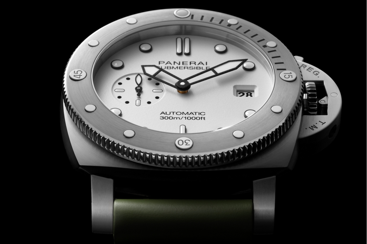 Panerai Submersible 44mm Automatic PAM01595