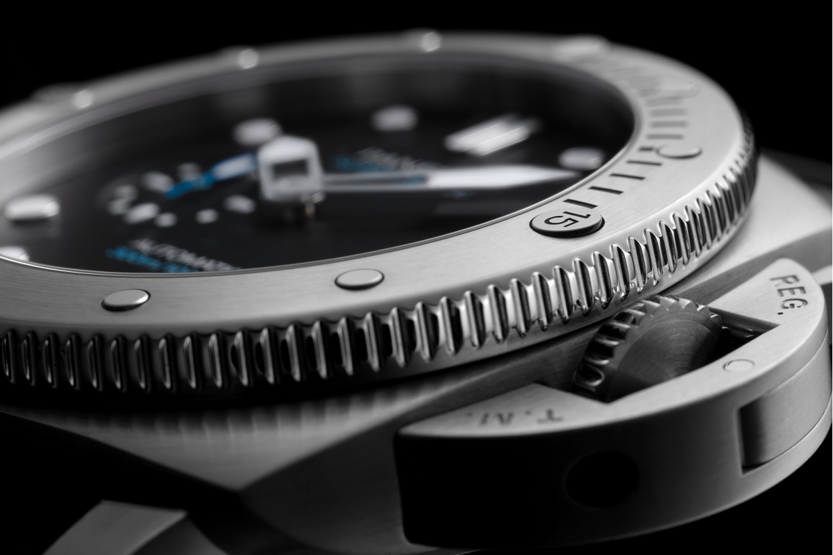 Panerai Submersible 44mm Automatic PAM01596