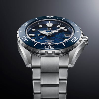 Grand Seiko Evolution 9 Lake Suwa 43.8mm Spring Drive SLGA023G