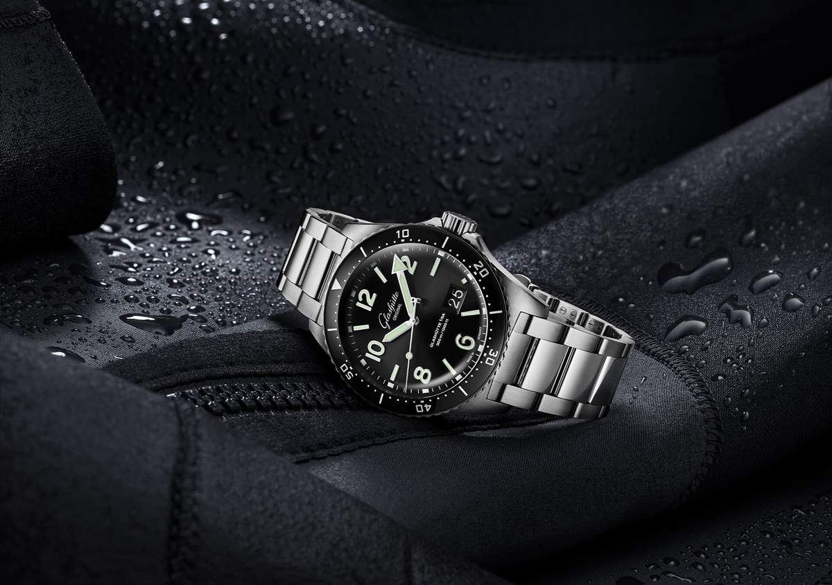Glashutte Original SeaQ Panorama Date 43.2mm Automatic 1-36-13-01-80-70