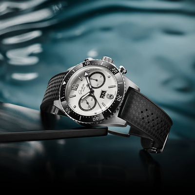Glashutte Original  SeaQ Chronograph Pano Date 43.2mm Automatic 1-37-23-03-80-33