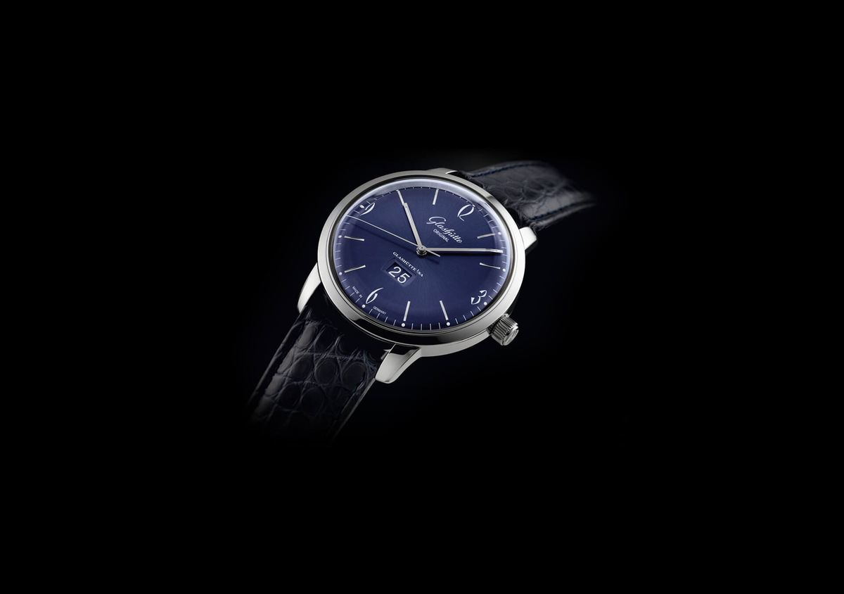 Glashutte Original Sixties Panorama Date 42mm Automatic 2-39-47-06-02-04
