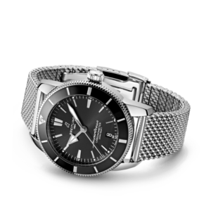 ab2030121b1a1-superocean-heritage-b20-automatic-44-rolled-up