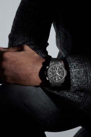 classic-fusion-aerofusion-black-magic-45-mm-worn-watch-vertical_0