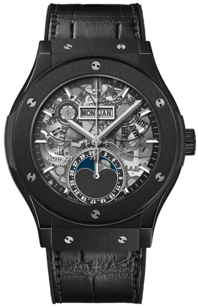 classic-fusion-aerofusion-moonphase-black-magic-42-mm-547.CX.0170.LR-soldier-shot