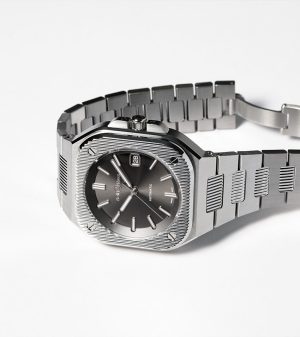 Br05-Artline-square-1