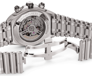 eb0136251m1e1-super-chronomat-b01-44-buckle