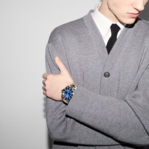 796779_I18B0_8605_003_100_0000_Light-Gucci-Dive-watch-40mm