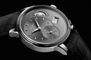 Glashuette_Original-1-90-02-43-32-05-Detail-2-1240x820