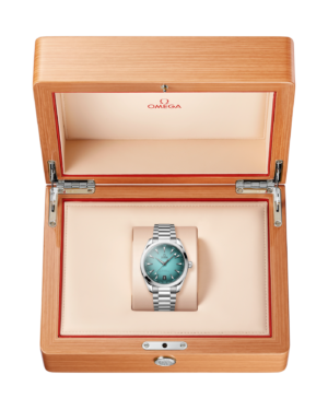 omega-seamaster-aqua-terra-150m-co-axial-master-chronometer-41-mm-22010412103006-portrait-3-0d8d21