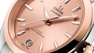 omega-seamaster-aqua-terra-shades-co-axial-master-chronometer-34-mm-22020342010001-landscape-3-fffcb6