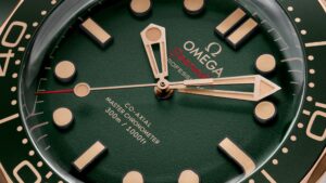 omega-seamaster-diver-300m-co-axial-master-chronometer-42-mm-21092422010001-landscape-4-efeba1