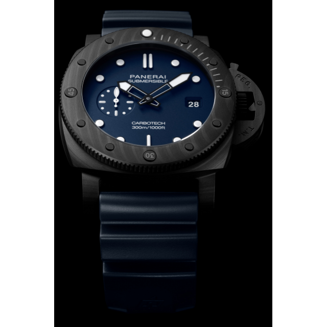 Panerai Submersible QuarantaQuattro Carbotech Blue 44mm PAM01232