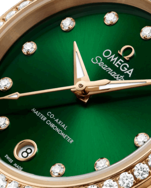 imgi_104_omega-seamaster-aqua-terra-150m-co-axial-master-chronometer-30-mm-22055302060001-portrait-3-2ebab