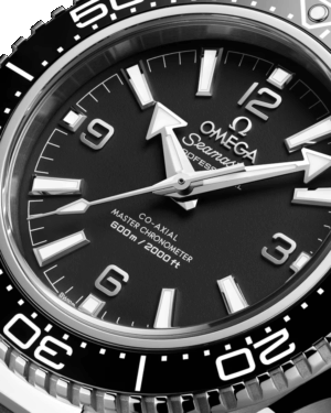 imgi_117_omega-seamaster-planet-ocean-600m-co-axial-master-chronometer-42-mm-21732422101001-portrait-4-ef8e00