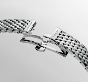 imgi_880_la-grande-classique-de-longines-l4-209-4-11-6-detailed-view-2143x2000-7-3bf923